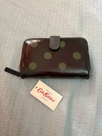 Cath Kidston 이단 접이식 지갑 도트 무늬