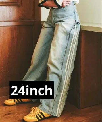 [ 가격 인하 ] 아디다스 데님 팬츠 지퍼 24인치