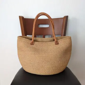 천연 소재 바스켓 백 가죽 핸들