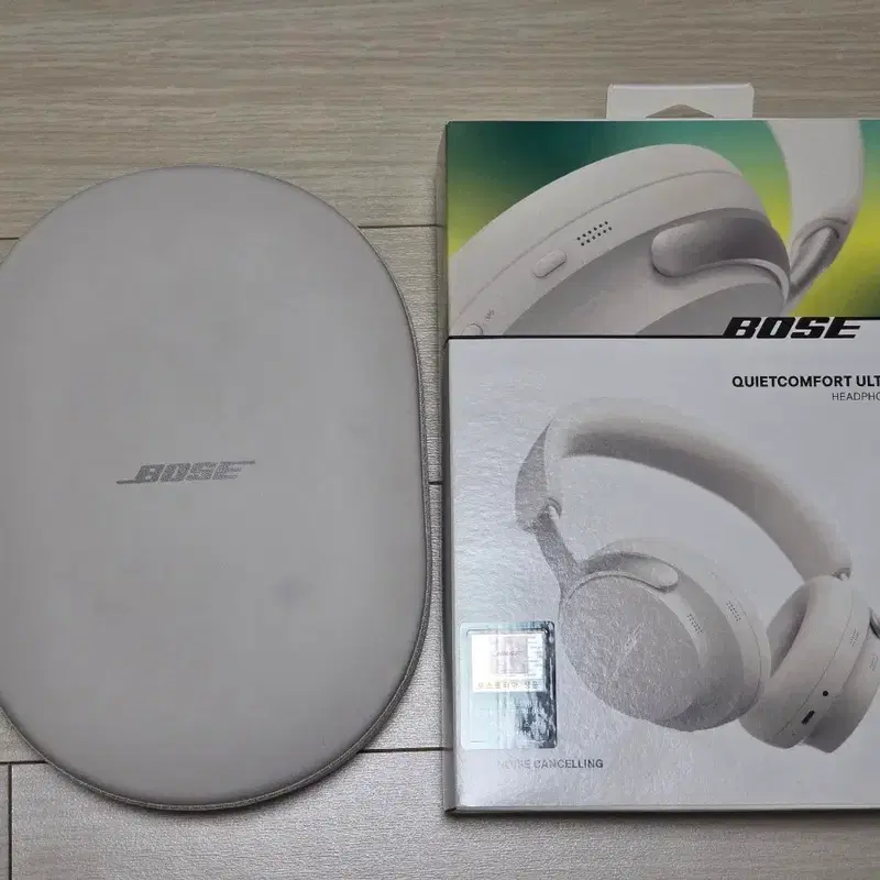 보스 QC Ultra 헤드폰 화이트