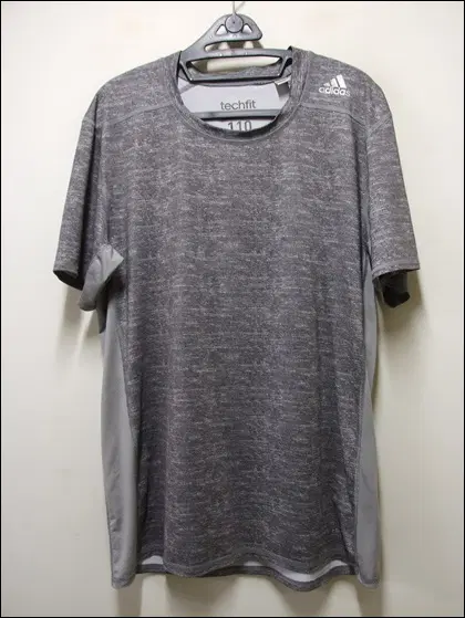 아디다스 정품 TECHfit climalite 폴리기능성티 택110 실측105가능