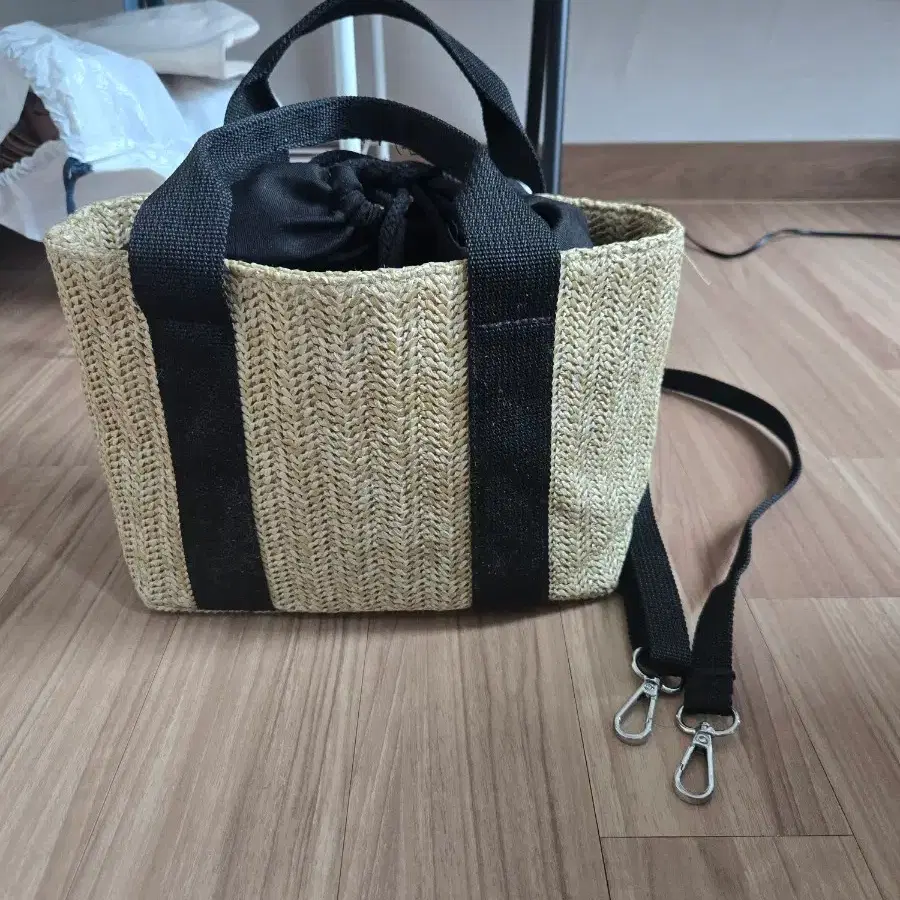 버슈카 밀짚가방