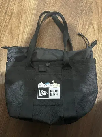 NEW ERA 치이카와 토트백 블랙