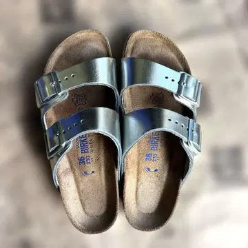 버켄스탁 애리조나 메탈릭