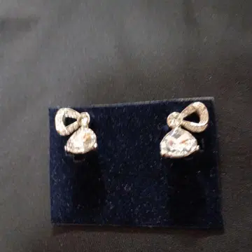 Swarovski 귀찌