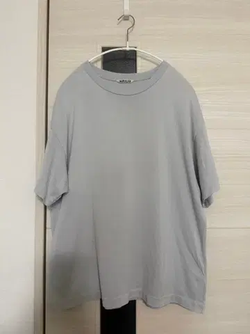AURALEE LUSTER PLAITING TEE