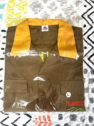 후지이 카제 FUJI ROCK '26 콜라보 반팔 셔츠 브라운 L 사이즈
