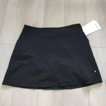 lululemon 스트레치 트윌 골프 스커트 블랙