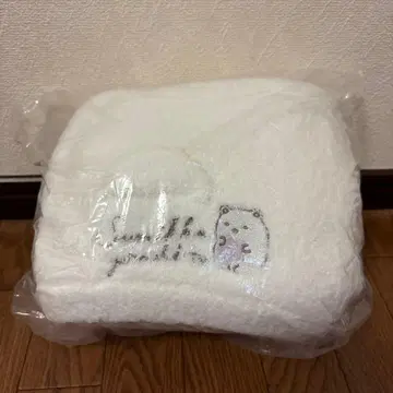 유니클로 스미코구라시 판초 담요 시로쿠마