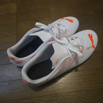 PUMA 남성용 스니커즈 화이트 오렌지
