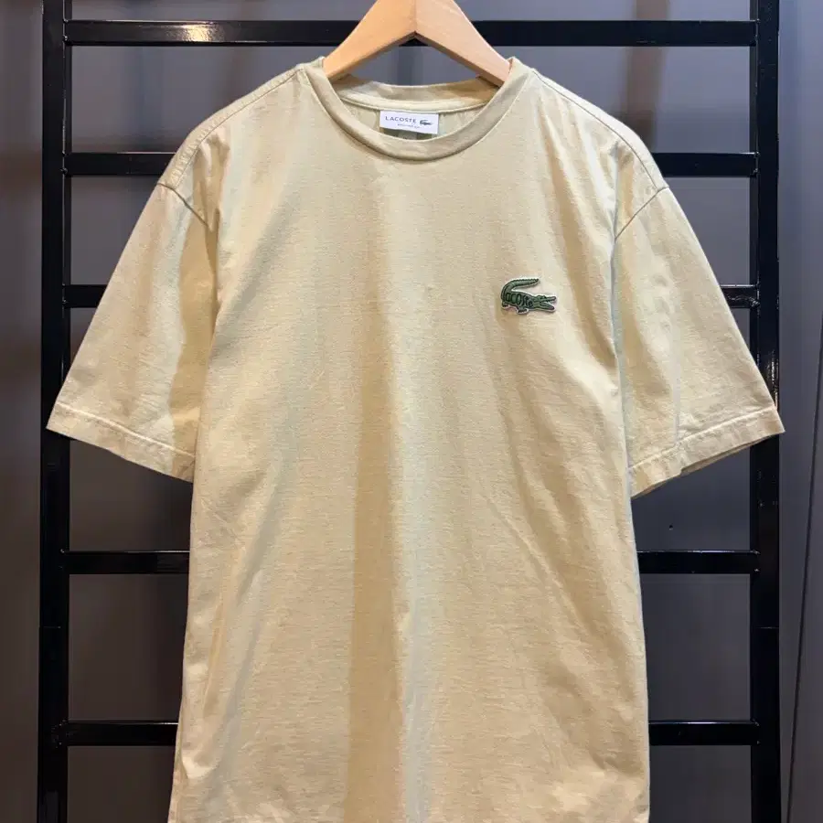 [FR 2] 라코스테(LACOSTE) 릴렉스 핏 파스텔 옐로우 반팔 티셔츠 2.9