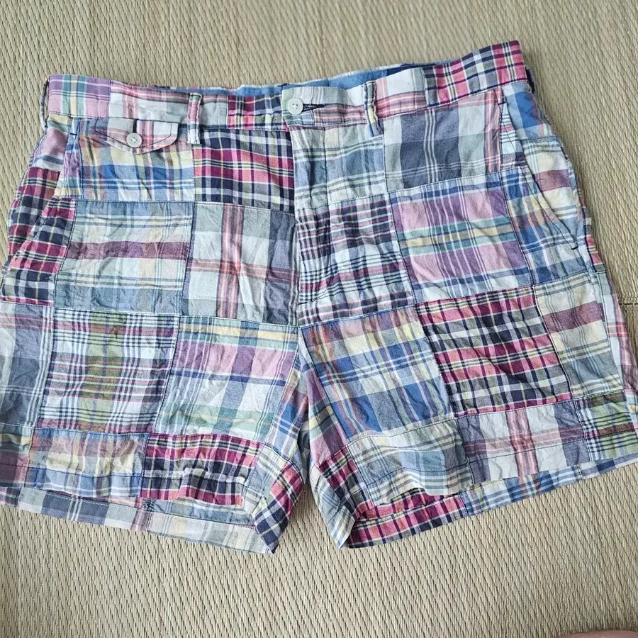 폴로 패치워크 반바지 36사이즈