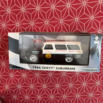 GreenLight 1966 Chevy Suburban 1/43