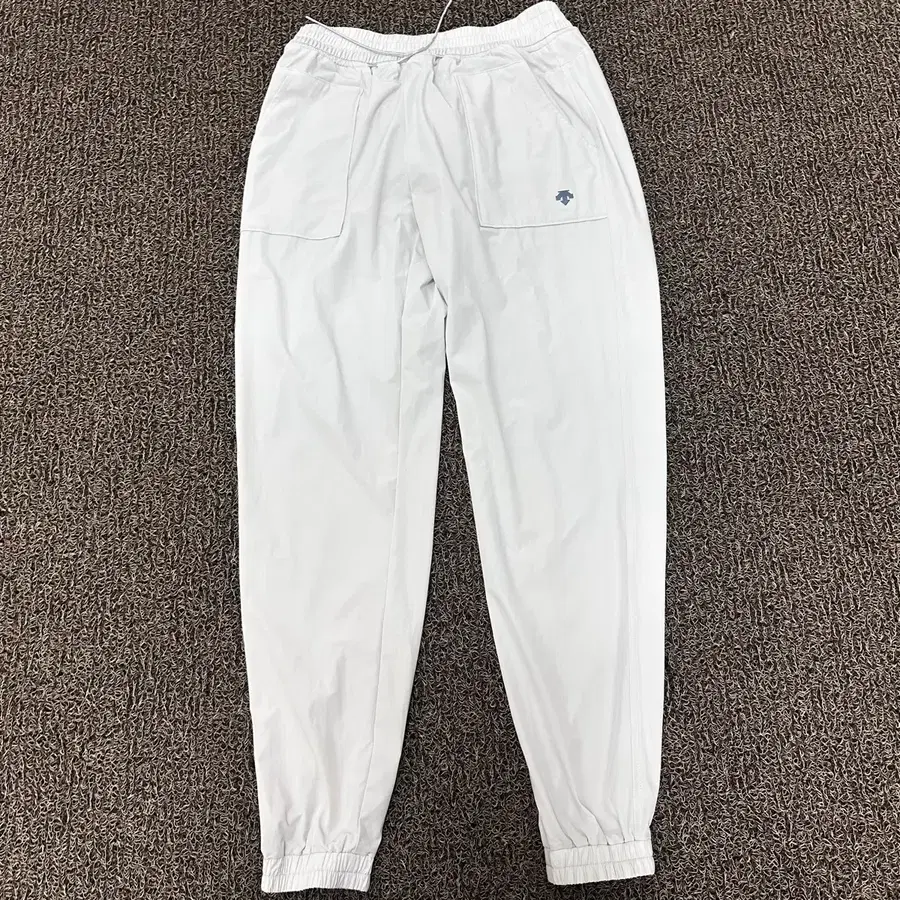 데상트 나일론 조거팬츠 운동복 바지 S