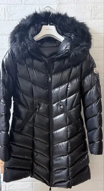 MONCLER 다운 자켓 블랙
