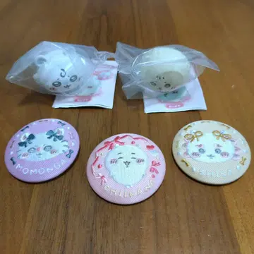 치이카와 (먼작귀) 자수 캔뱃지 & 하이하이 피규어 묶음 판매