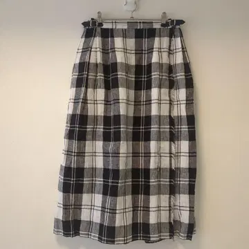 [새상품급] 오닐 오브 더블린 린넨 체크 무늬 랩스커트 블랙