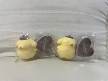 (미사용 새상품) 폼폼푸딩 산리오 하우스 플로키 가챠 x 2