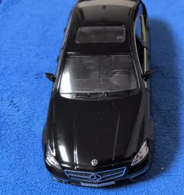 Mercedes-Benz CLS 63 AMG 미니카