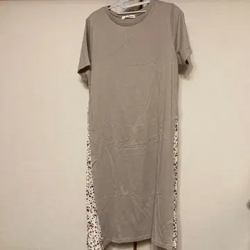 사이드 플리츠 절개 롱 원피스 베이지 L