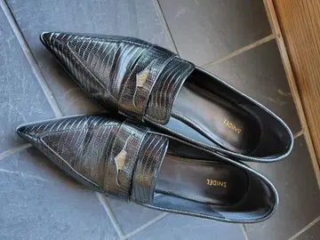 SNIDEL 블랙 로퍼