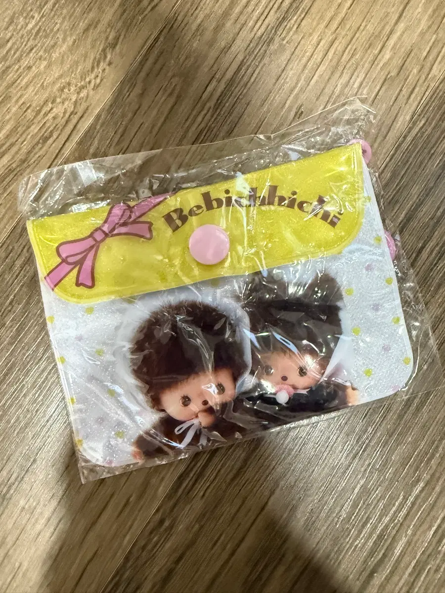 몬치치지갑가챠 베이비치치지갑가챠