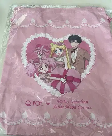 Qpot 세일러문 하트풀 토트백