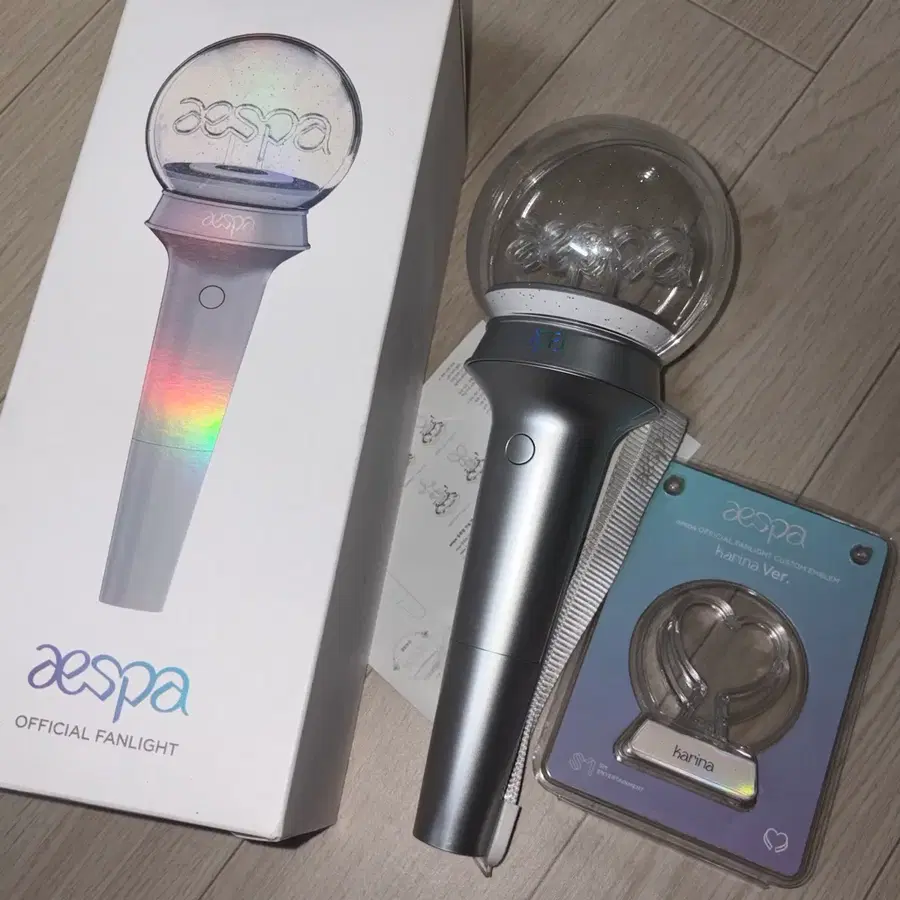 에스파 응원봉 스봉 버전1 구봉 양도 판매 카리나 커스텀 엠블럼 일괄 포카 앨범 앨포 미공포 특전