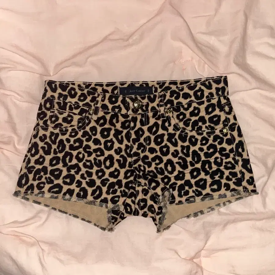 juicy couture 쥬시 꾸뛰르 레오파드 쇼츠 호피숏팬츠오네갸루