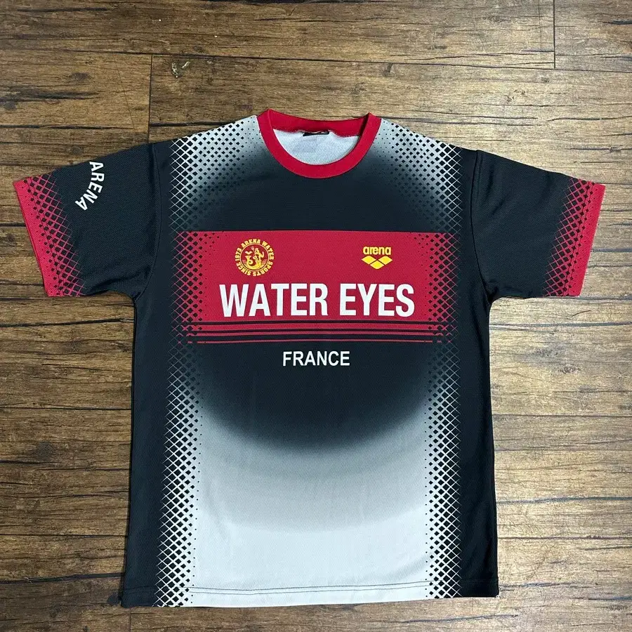 데상트 아레나(arena) 일본판 WATER EYES 기능성 반팔 티셔츠 XL