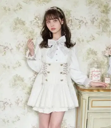 LIZLISA 리즈리사 메시지 리본 트위드 셋업 긴팔 화이트