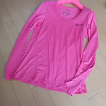 Patagonia 카필린 실크웨이트 긴팔 T셔츠 핑크