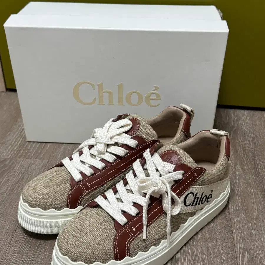 CHLOE 끌로에 로렌 스니커즈 화이트 브라운