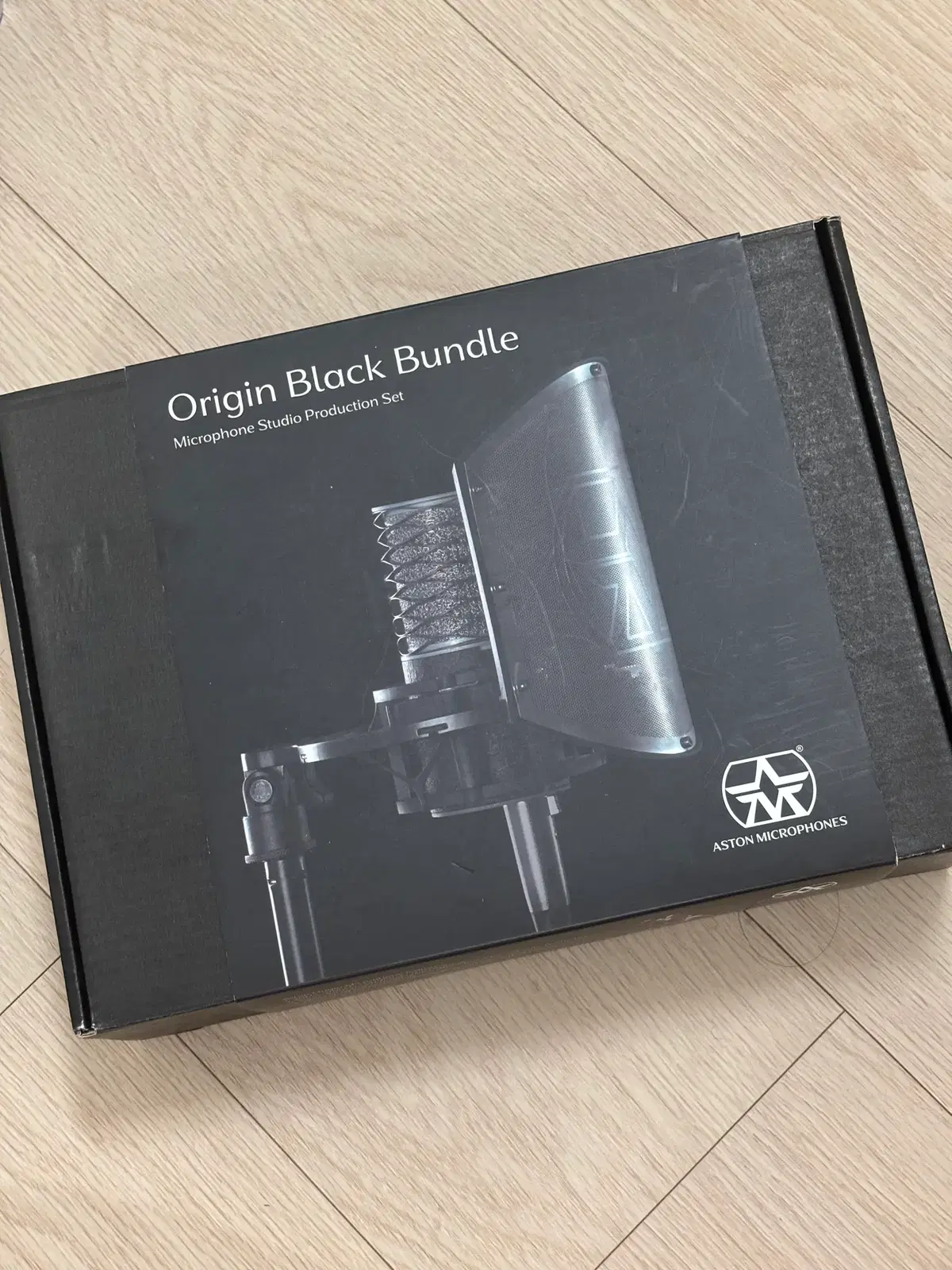 Aston Origin Black Bundle