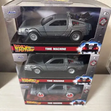 BACK TO THE FUTURE 드로리안 피규어