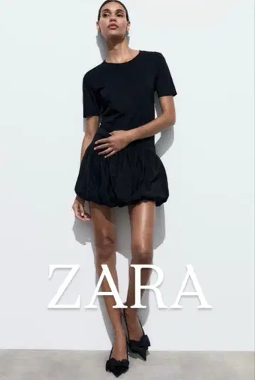 ZARA 네이비 벌룬 미니 스커트 M 사이즈