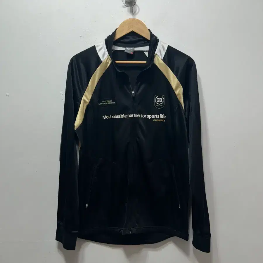 프로스펙스 30주년 리미티드 에디션 트레이닝 자켓 블랙 XL