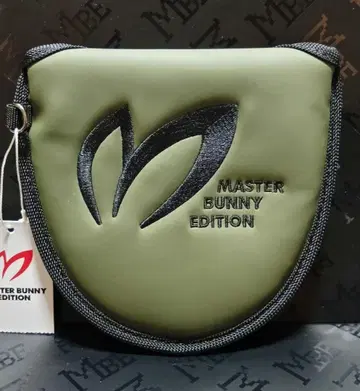 새상품 MASTER BUNNY EDITION 퍼터 커버 마렛형 올리브