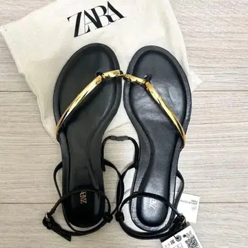 ZARA 디테일 플랫 샌들