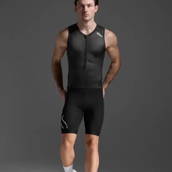 2XU 남성 민소매 경기복 철인3종