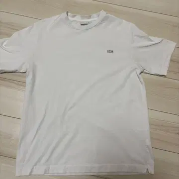 LACOSTE 클래식 핏 티셔츠 화이트
