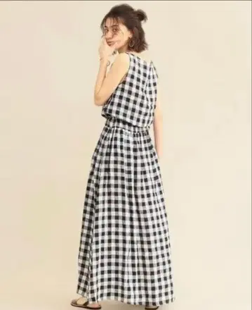 유나이티드 애로우즈 슬리브리스 린넨 카슈쿨 원피스