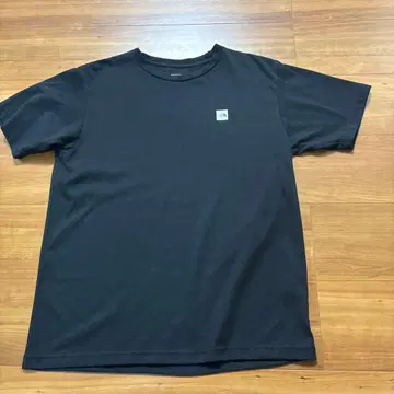 새상품급 THE NORTH FACE T셔츠 블랙 L 사이즈