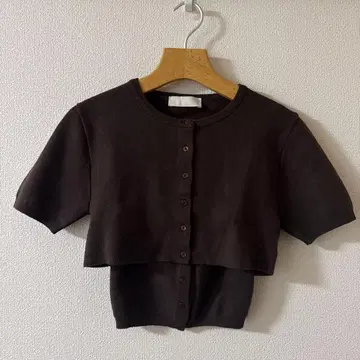 AMOMENT 24ss CROP BUTTON CARDIGAN SET