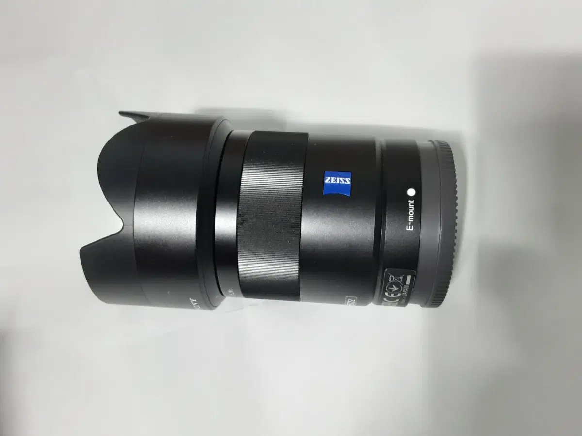 소니자이스24mmf1:1,8