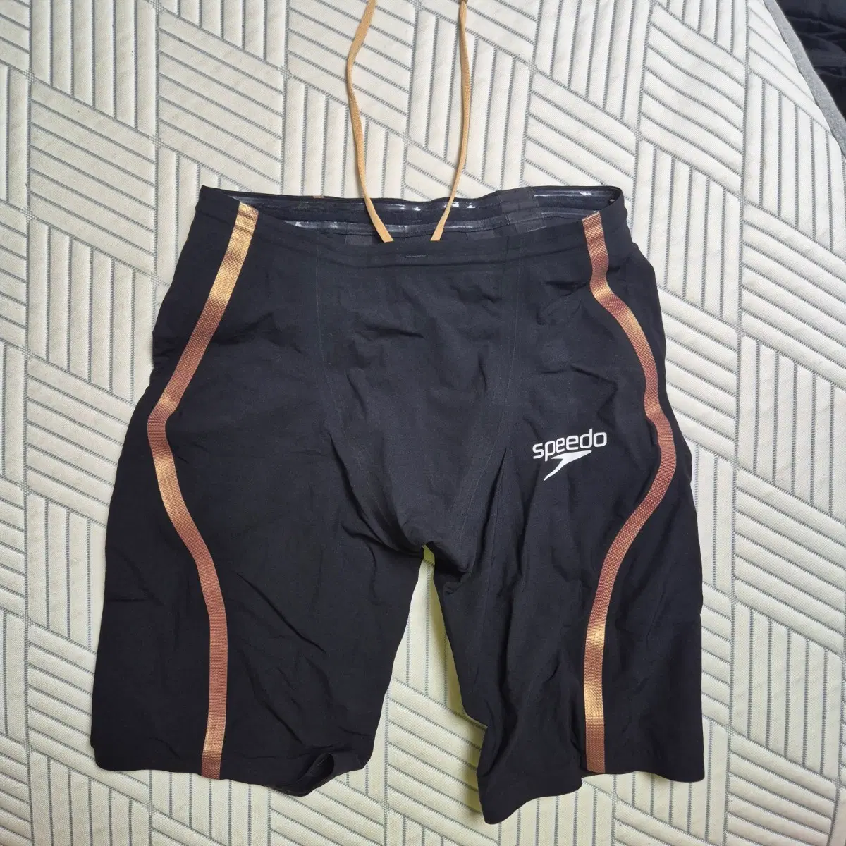 스피드 Fastskin LZR 경기용 수영복