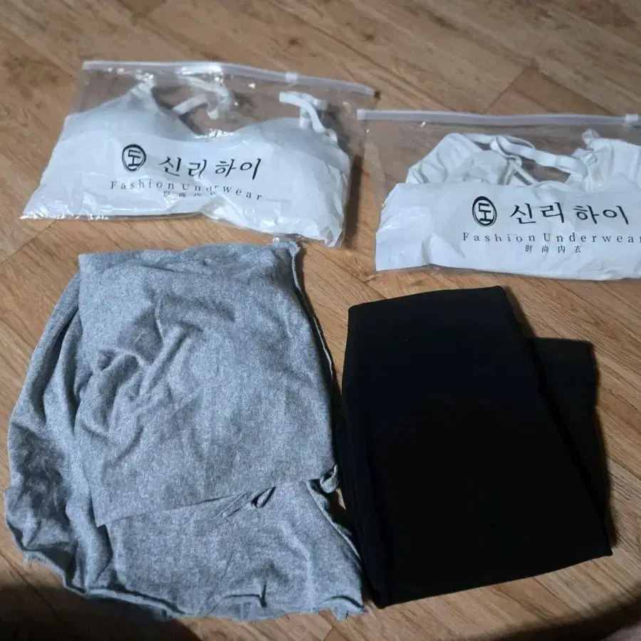 새상품 캡브라 2개 ,5부레깅,나시반바지홈웨어 전부일괄