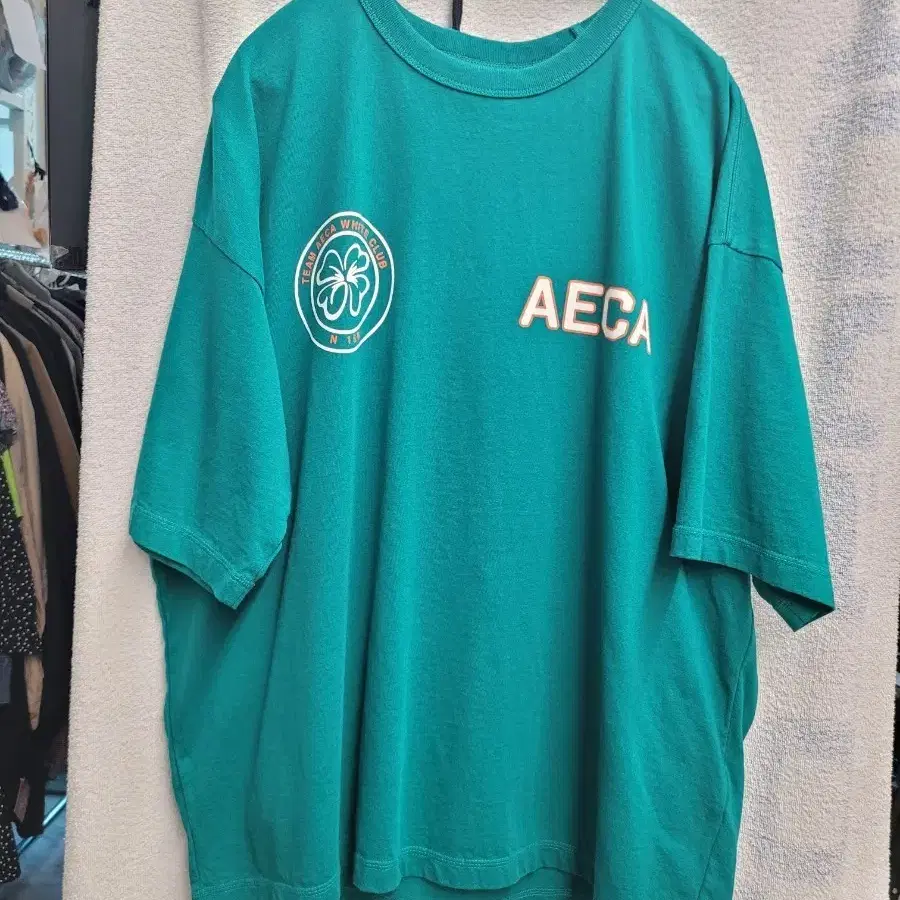 AECA 라운드 오버핏 반팔티 남성L 훨 크게나왔슴