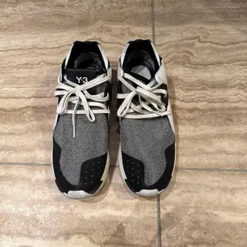 Y-3 QISAN KNIT 스니커즈 27.5cm