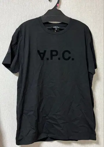 [제조 중지] A.P.C. 블랙 티셔츠 M